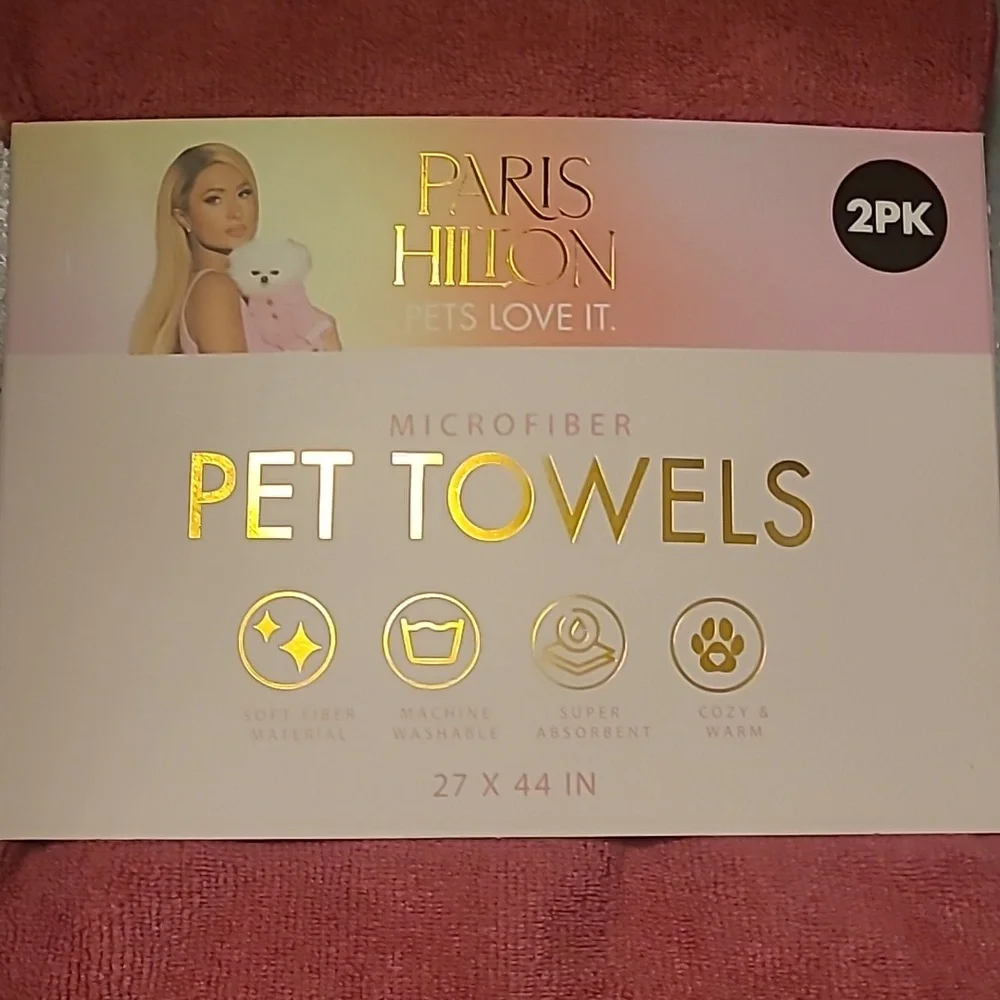 Paris Hilton Pink Pet Towels - Set Of 2